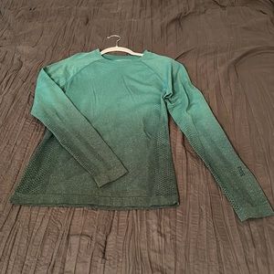 Figs Hunter green ombré under shirt